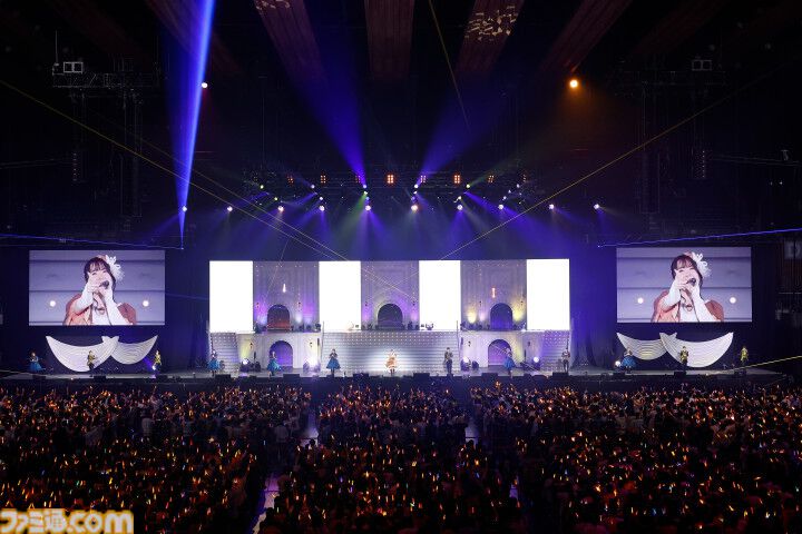 『アイマス ミリオンライブ！』13thライブDAY2リポート。二階堂千鶴の主演公演は“Grand bal masqué”のテーマにピッタリのゴージャスなライブ。新曲『ムーンライト・プロムナード』がオープニングを飾る