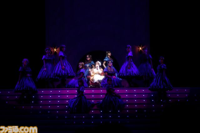 『アイマス ミリオンライブ！』13thライブDAY2リポート。二階堂千鶴の主演公演は“Grand bal masqué”のテーマにピッタリのゴージャスなライブ。新曲『ムーンライト・プロムナード』がオープニングを飾る