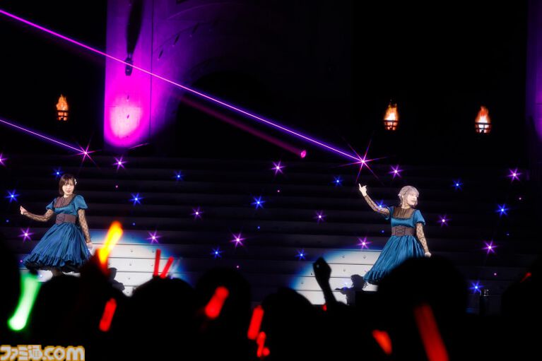 『アイマス ミリオンライブ！』13thライブDAY2リポート。二階堂千鶴の主演公演は“Grand bal masqué”のテーマにピッタリのゴージャスなライブ。新曲『ムーンライト・プロムナード』がオープニングを飾る