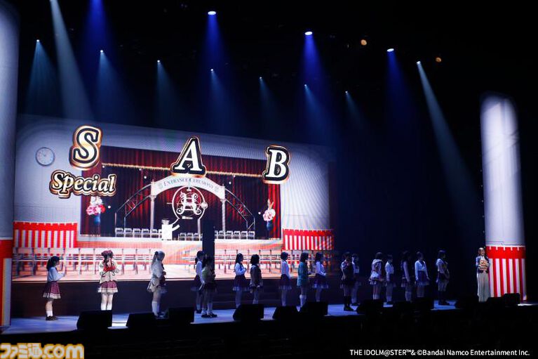 『アイマス シンデレラガールズ』初のミュージカル “STARLIGHT HIGH SCHOOL!”リポート。アイドルの心情に寄り添ったライブパフォーマンスと良テンポのコメディが気持ちいい濃密な2時間