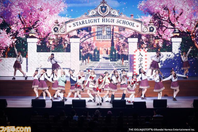 『アイマス シンデレラガールズ』初のミュージカル “STARLIGHT HIGH SCHOOL!”リポート。アイドルの心情に寄り添ったライブパフォーマンスと良テンポのコメディが気持ちいい濃密な2時間
