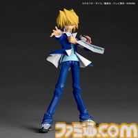 『遊戯王』城之内くんのアクションフィギュアがリボルテックより登場。アゴの再現度◎な“パーフェクト城之内”顔パーツが予約特典として付属