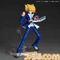 『遊戯王』城之内くんのアクションフィギュアがリボルテックより登場。アゴの再現度◎な“パーフェクト城之内”顔パーツが予約特典として付属