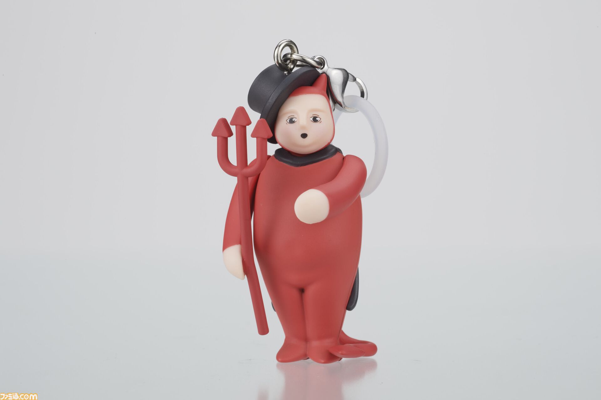 『きかんしゃトーマス』トップハム・ハット卿のマスコットガチャが6月中旬に発売。一度しか登場していないハロウィン衣装も。頭と腕は可動式