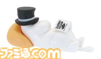 ムーミンやスナフキンたちがすやすや眠る姿がかわいい。新作マスコットガチャが6月中旬に発売。取り外し可能な小物つき