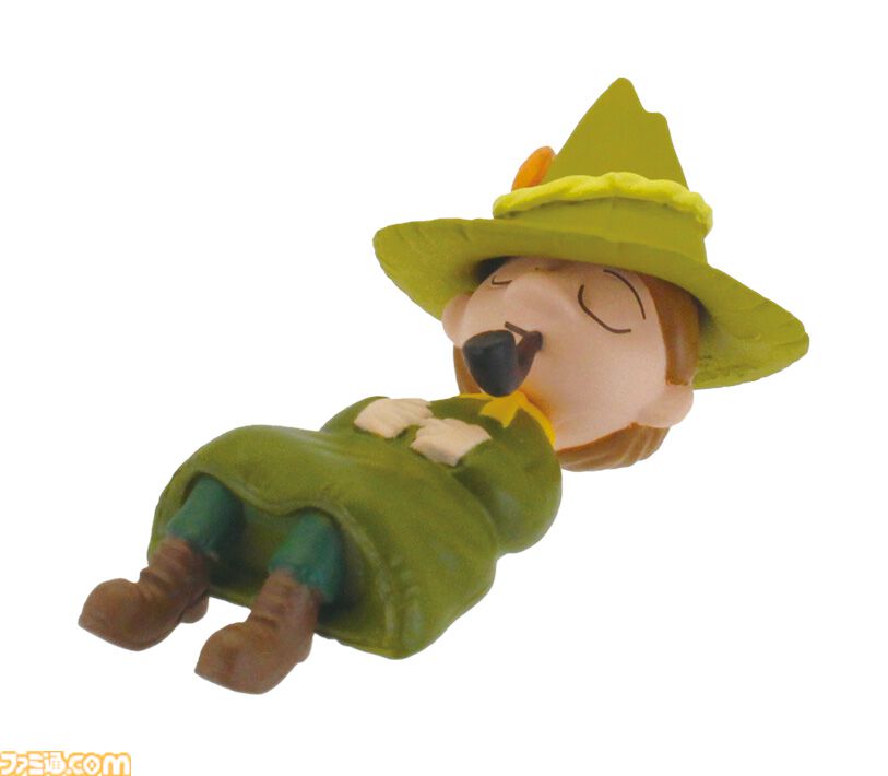 ムーミンやスナフキンたちがすやすや眠る姿がかわいい。新作マスコットガチャが6月中旬に発売。取り外し可能な小物つき