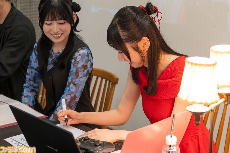 『深 四のの目』涼本あきほ「よのは自分のターニングポイント」、大倉紬は実機プレイで絶叫!? スペシャルイベントレポート