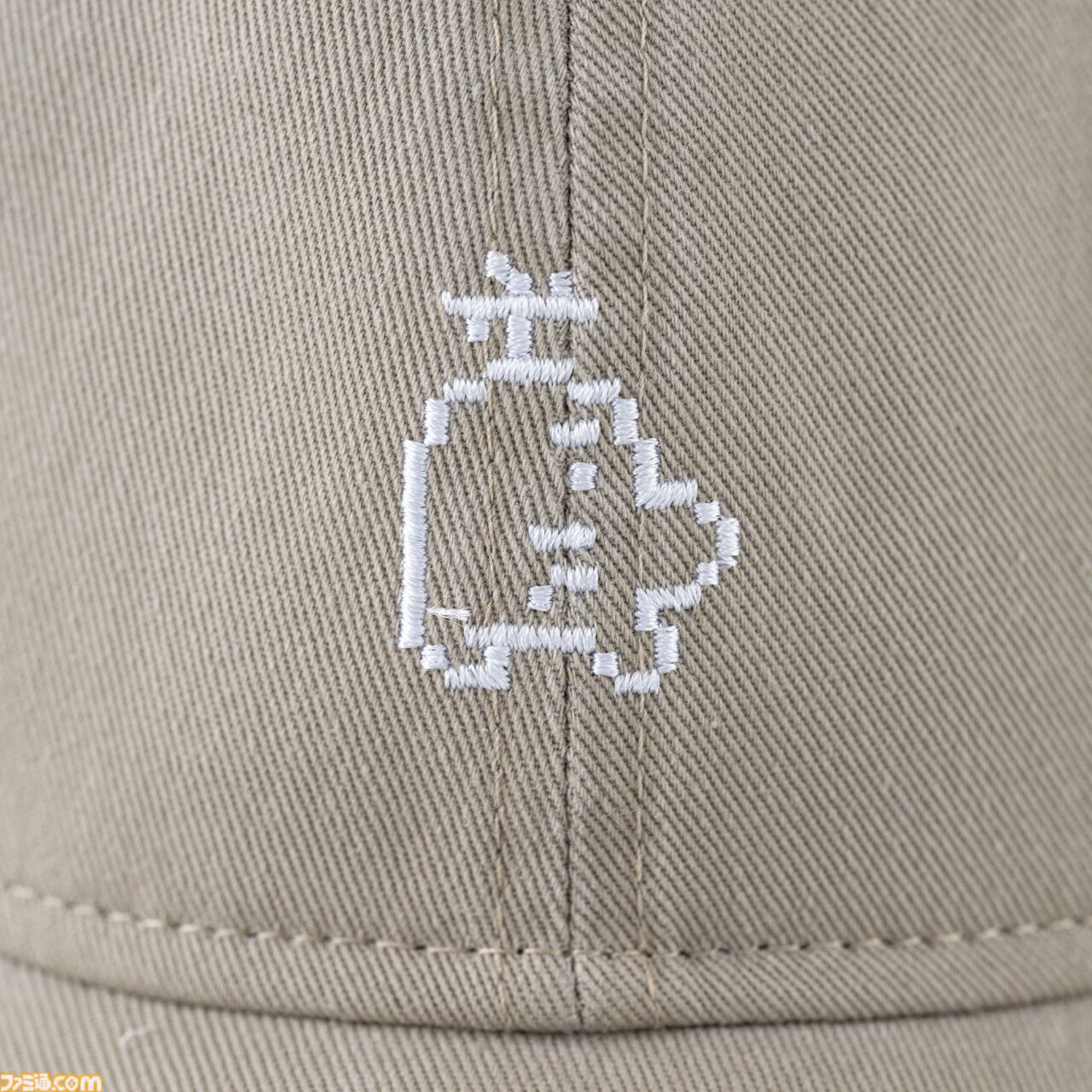 『MOTHER』オレナンカドーセ、スターマンのぬいぐるみキーホルダー、『3』デザインのコンバースコラボシューズなど新グッズ公開