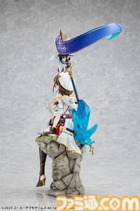 『ライザのアトリエ3』パッケージ絵のライザが1/7スケールフィギュアになって登場。エビテン限定特典でアクリルブロック＆カード型アクスタが付属