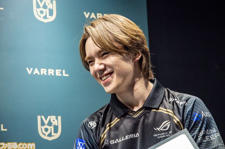 宇野昌磨さんがVARREL加入。これは事件だ。「ゲームは甘い世界じゃない」と言い続けた男はプロゲーマーという肩書きを拒否し、もっと深く「おれたちの宇野昌磨」になった