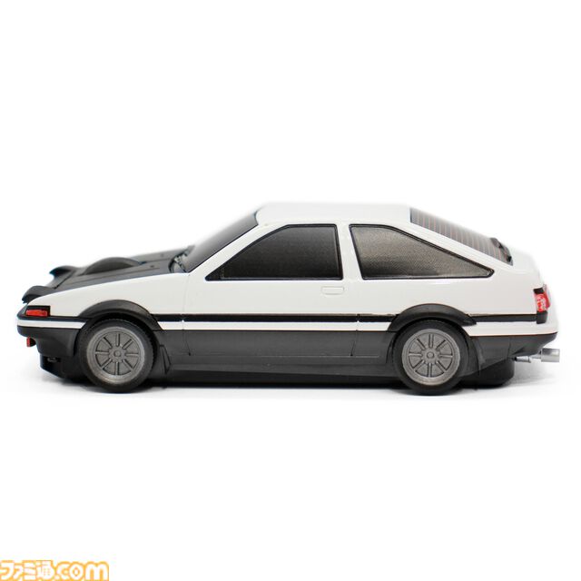 『頭文字D』藤原拓海の愛車ハチロク・トレノ（AE86）無線マウスの刷新モデルが発売。ライト開閉ギミックを搭載し、操作時の安定感と快適性も両立