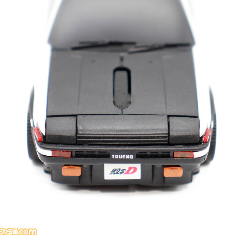 『頭文字D』藤原拓海の愛車ハチロク・トレノ（AE86）無線マウスの刷新モデルが発売。ライト開閉ギミックを搭載し、操作時の安定感と快適性も両立