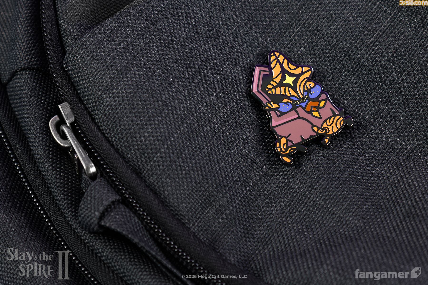『Slay the Spire 2』5人のプレイアブルキャラがあしらわれたTシャツがクール。ステッカー、ピンバッジなど公式グッズ4点が販売開始