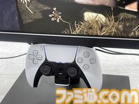 ソニー純正のゲーミングモニター、3Dオーディオスピーカー、アケコンを先行体験。PS5以外での使用も可能で、コンパクトながらに上質なゲーム体験を味わえる