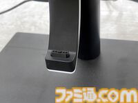 ソニー純正のゲーミングモニター、3Dオーディオスピーカー、アケコンを先行体験。PS5以外での使用も可能で、コンパクトながらに上質なゲーム体験を味わえる