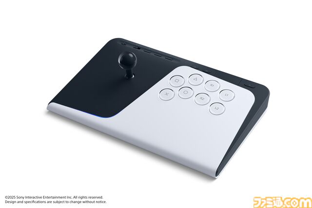 ソニー純正のゲーミングモニター、3Dオーディオスピーカー、アケコンを先行体験。PS5以外での使用も可能で、コンパクトながらに上質なゲーム体験を味わえる