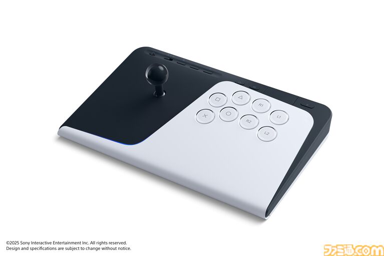 ソニー純正のゲーミングモニター、3Dオーディオスピーカー、アケコンを先行体験。PS5以外での使用も可能で、コンパクトながらに上質なゲーム体験を味わえる