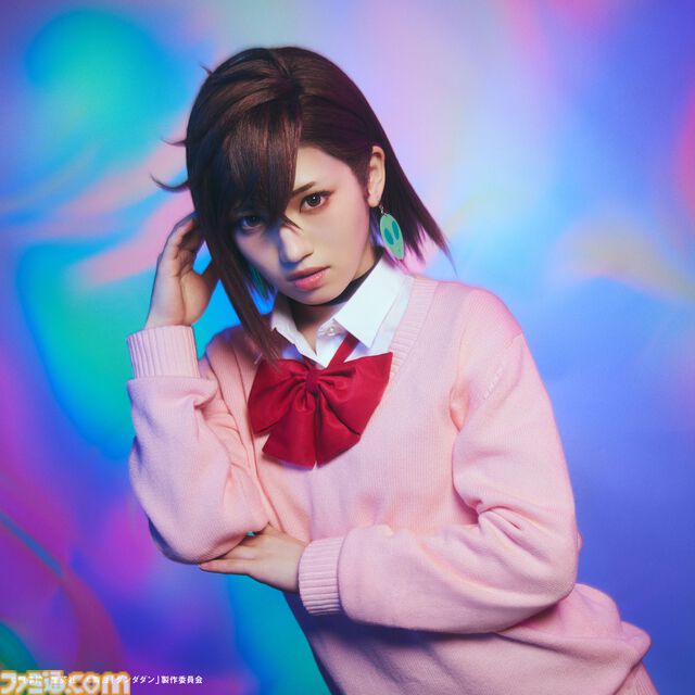 舞台『ダンダダン』モモ、オカルン（変身前/変身後）、星子、アイラのビジュアル解禁。東京で8月26日、大阪で9月11日より公演