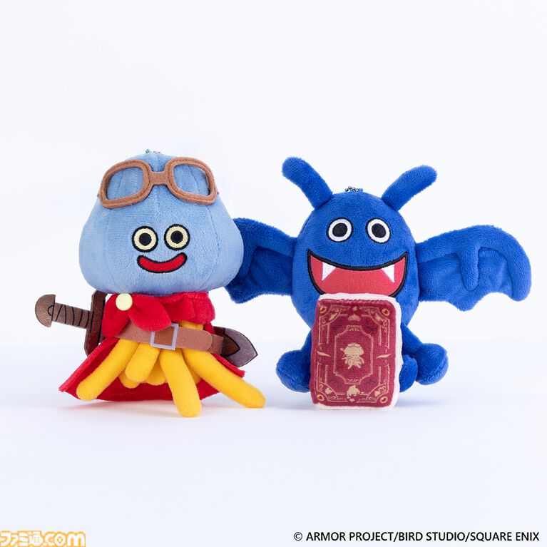 『ドラクエ』40周年記念展では初代『ドラクエ』の開発資料や原画、楽譜を展示！ おどるほうせき巾着に入ったキャンディやゴーレム立体Tシャツなどオリジナルグッズも