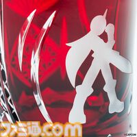 『ロックマンエグゼ』江戸切子の限定コラボグラス（5万9400円）が登場。ロックマンとブルースの2モデルが受注開始