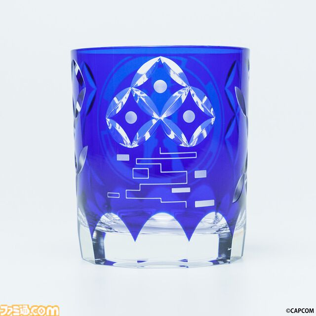 『ロックマンエグゼ』江戸切子の限定コラボグラス（5万9400円）が登場。ロックマンとブルースの2モデルが受注開始