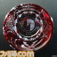 『ロックマンエグゼ』江戸切子の限定コラボグラス（5万9400円）が登場。ロックマンとブルースの2モデルが受注開始