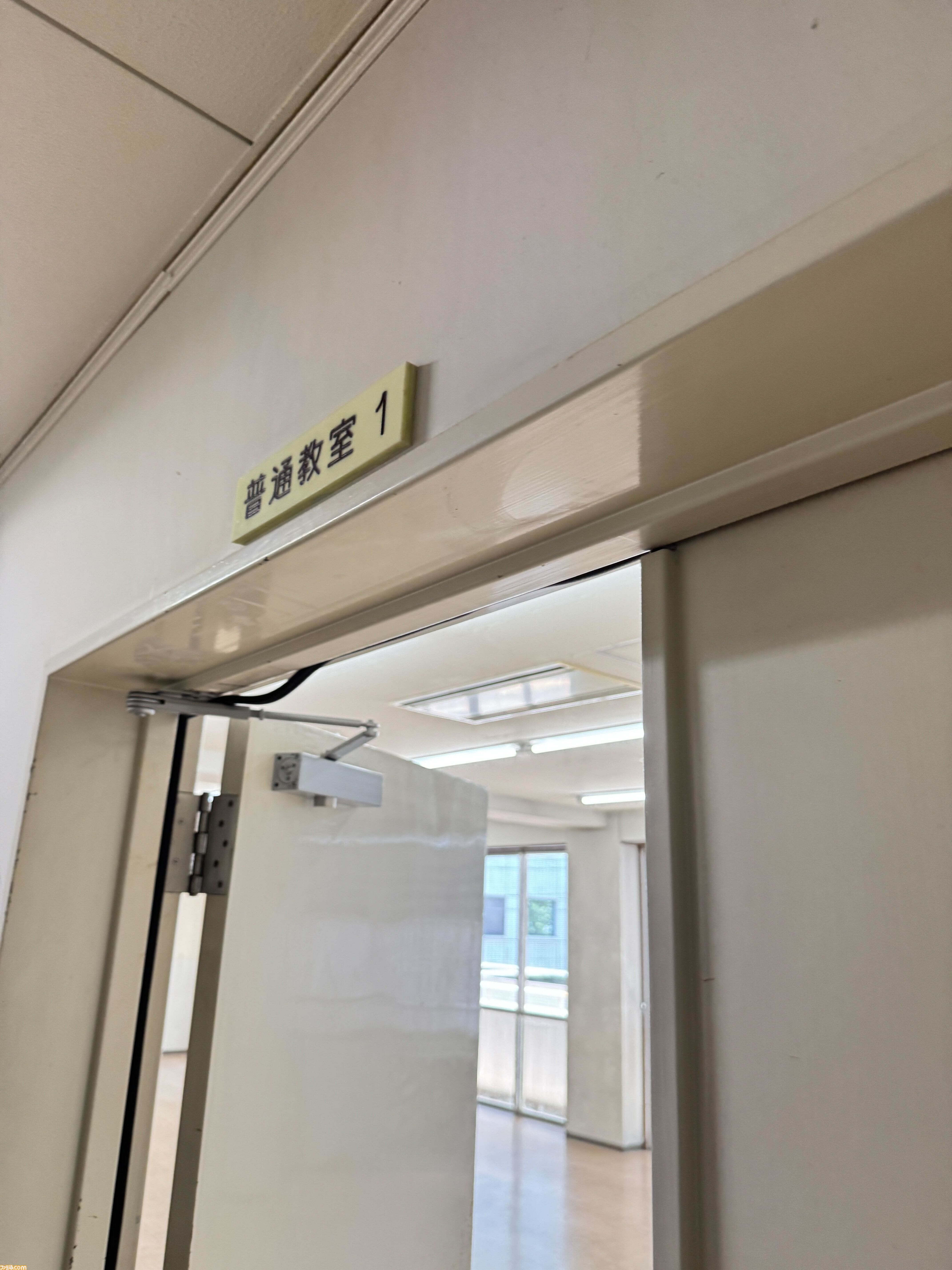 【デバッグしないと出られない部屋】出展ゲーム募集開始。来場者は廃校で試遊し、バグや改善案を報告して脱出を目指す参加型イベント