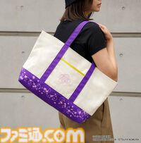 『FF10』ティーダが装備するフラタニティがキーホルダーに。ティーダ、ユウナをモチーフとしたバッグも新登場