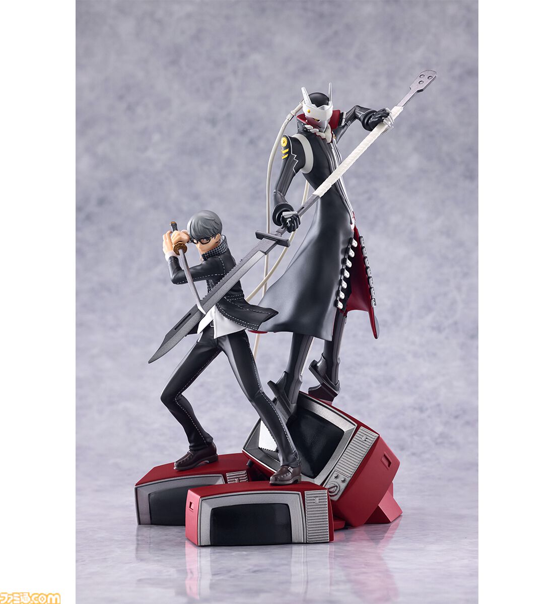 ペルソナ4 リバイバル』主人公＆イザナギのフィギュアが付属する