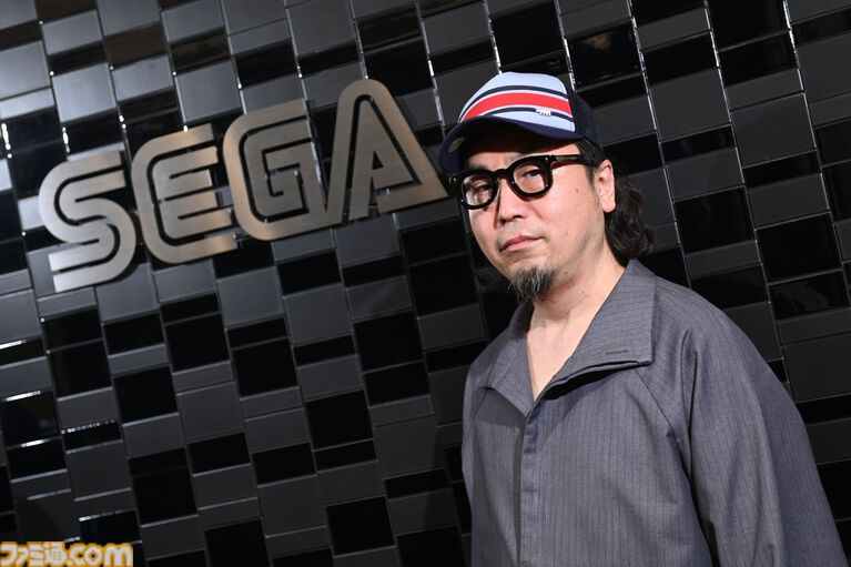 『バーチャファイター クロスロード』インタビュー。アドベンチャーと対戦格闘の融合とはどういうことか。主人公は4人でパイやジャッキーの姿も。気になることを山田Pに全部訊いてみた