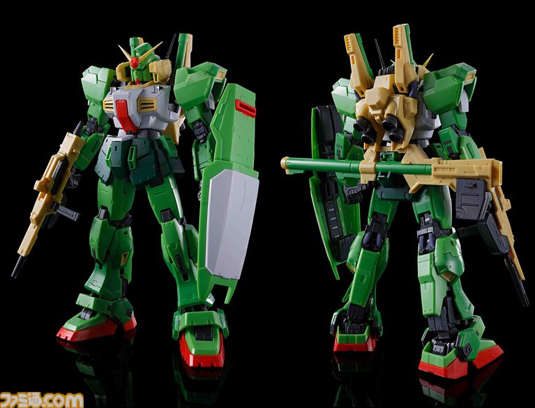 『ガンダム』×『ケロロ』コラボで軍曹、アムロ、シャアが腕組み歩く。安彦良和&吉崎観音の描き下ろしイラスト、ガンダムMk-II(ケロロ仕様)などコラボ詳細解禁