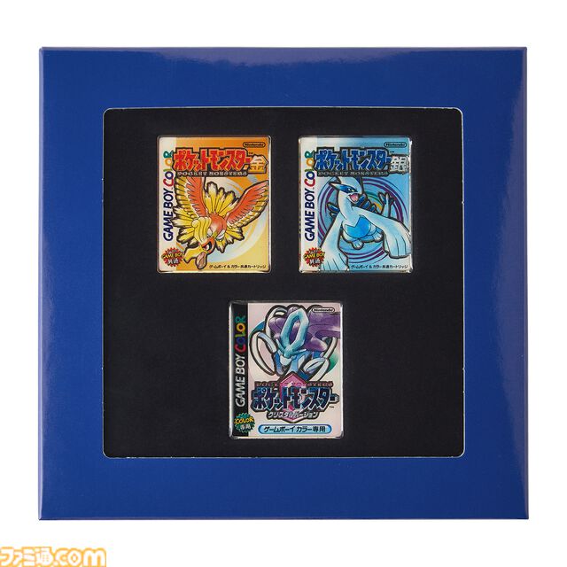 【ポケモン】『赤緑』から『ZA』まで歴代39タイトルのパッケージがピンズに。部屋に飾れる額装セット“オールパッケージコレクション”も登場
