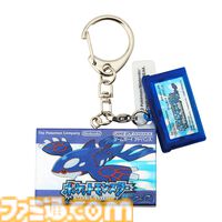 【ポケモン】『赤緑』から『ZA』まで歴代39タイトルのパッケージがピンズに。部屋に飾れる額装セット“オールパッケージコレクション”も登場