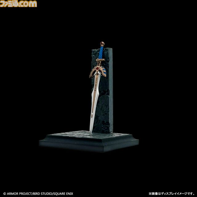 『ドラクエ』こんぼうが1/12スケールで立体化。ロトの剣、ドラゴンキラーなど武器フィギュア第1弾が9月4日発売