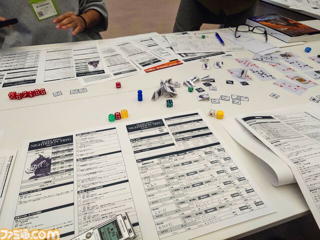 『エルデンリング ナイトレイン TRPG』戦闘は緊張の連続、モブ戦は一瞬。探索はサイコロの出目。マジカル無頼漢もいる。アクションが苦手でもこっちの『NIGHTREIGN』なら大丈夫