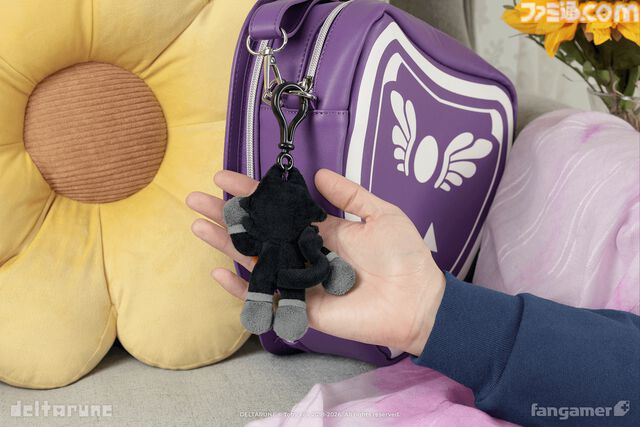 『デルタルーン』ルールノー・カァドーのぬいぐるみが再入荷。闇の聖域ポスター、アナログ盤ピアノアレンジアルバムなど最新グッズも販売開始