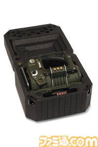 『フォールアウト』Pip-Boy 3000のオフィシャルレプリカが6月19日発売。高精細なIPS液晶ディスプレイを搭載した1:1スケール