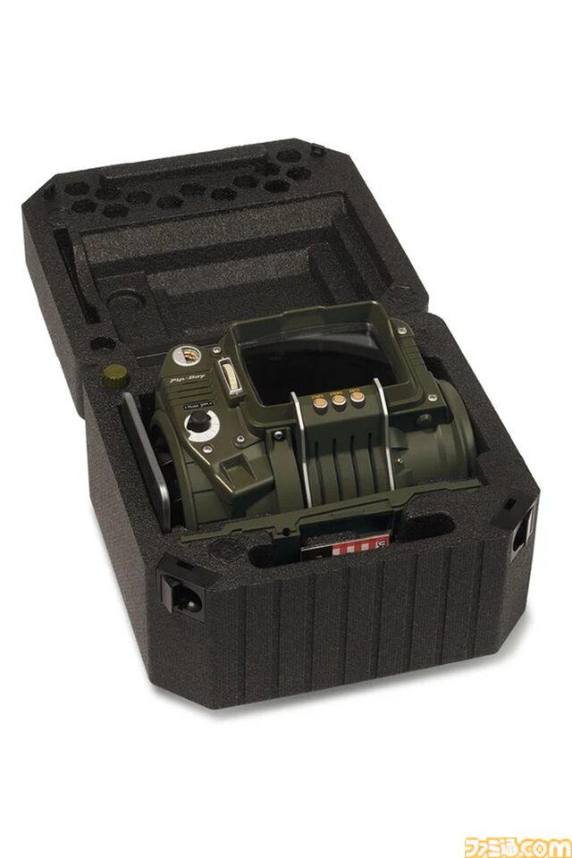 『フォールアウト』Pip-Boy 3000のオフィシャルレプリカが6月19日発売。高精細なIPS液晶ディスプレイを搭載した1:1スケール