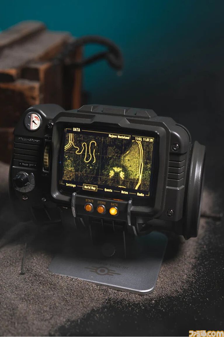 『フォールアウト』Pip-Boy 3000のオフィシャルレプリカが6月19日発売。高精細なIPS液晶ディスプレイを搭載した1:1スケール
