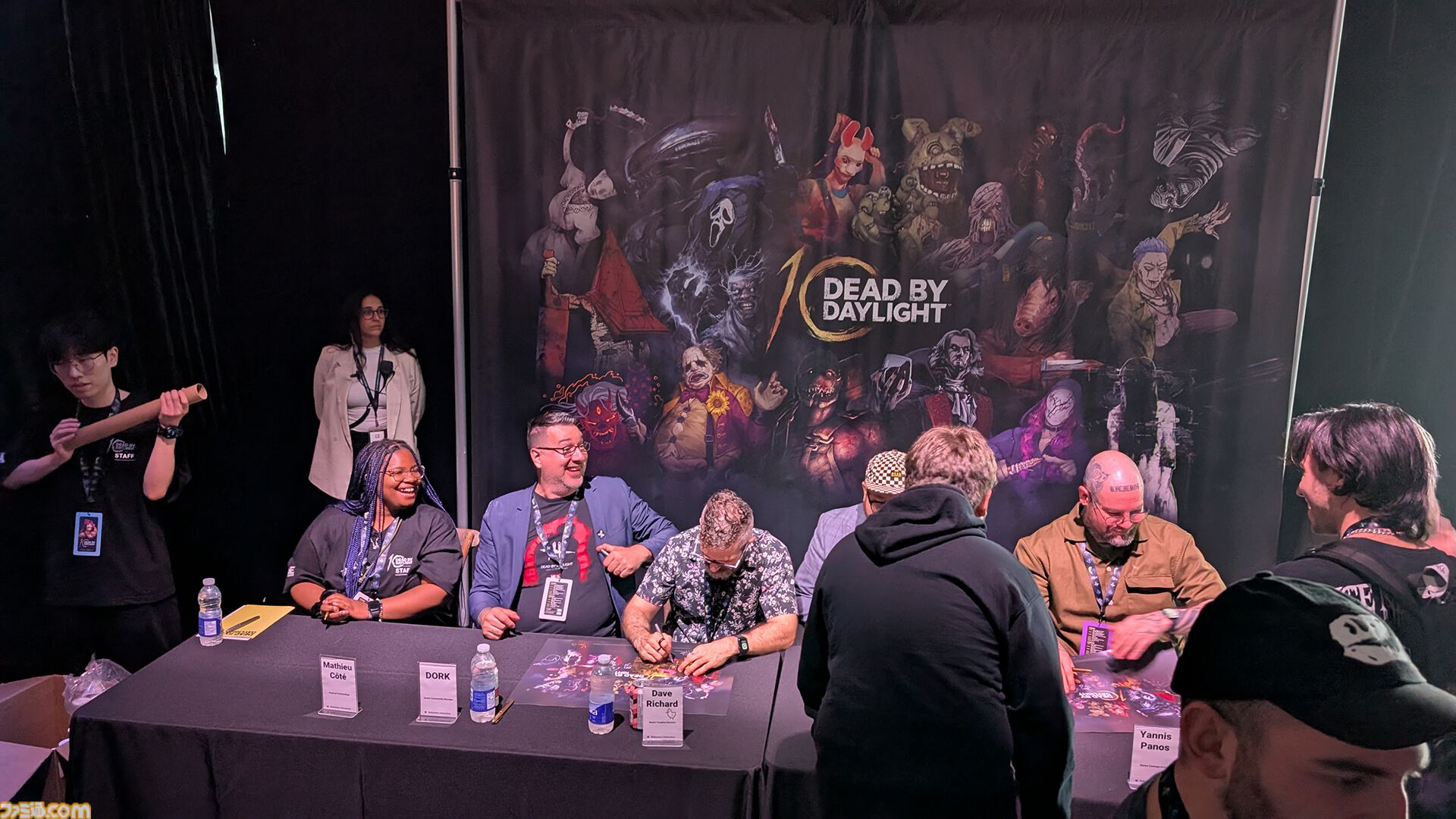 『DbD（デッドバイデイライト）』10周年をお祝いする熱気溢れるリアルイベントの模様を大量の写真とともに詳細リポート。コスプレやアート展示、ジェンソンの家も再現！