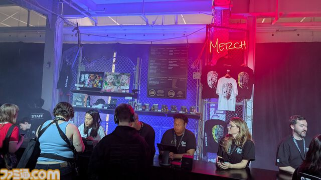 『DbD（デッドバイデイライト）』10周年をお祝いする熱気溢れるリアルイベントの模様を大量の写真とともに詳細リポート。コスプレやアート展示、ジェンソンの家も再現！