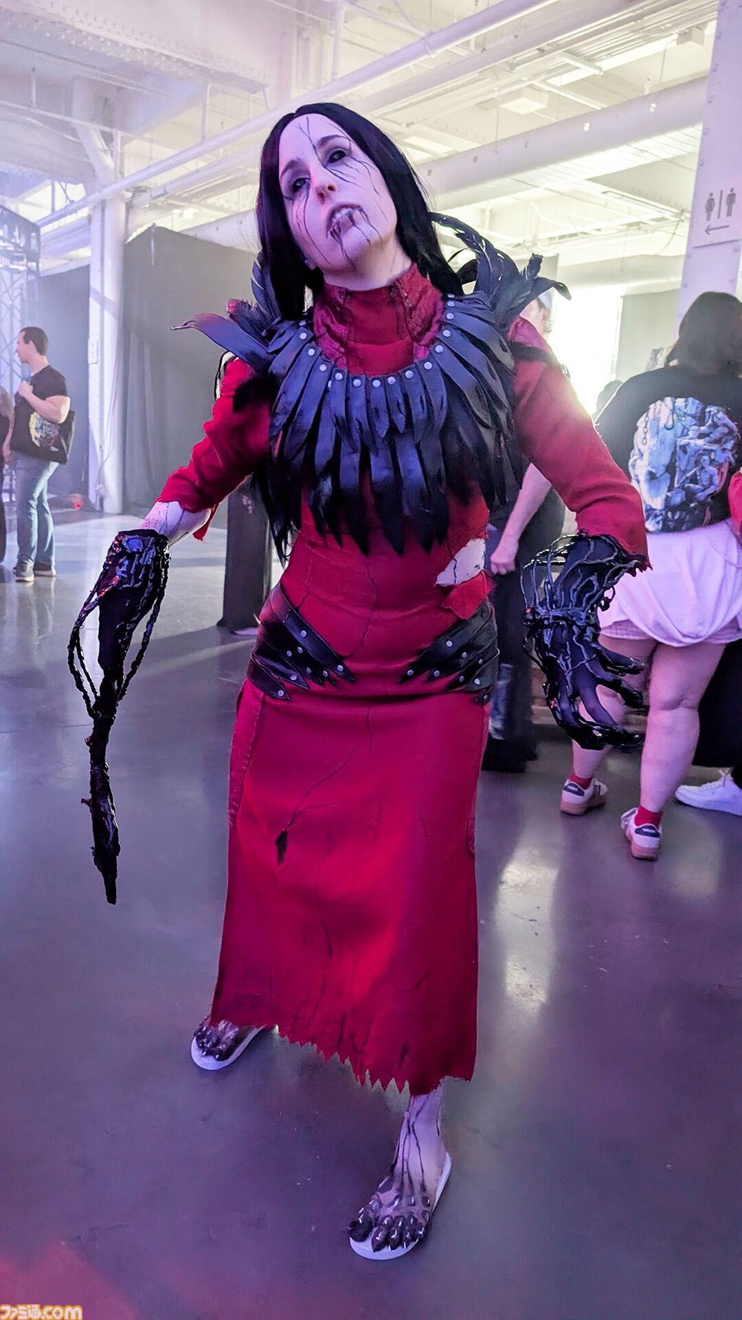 『DbD（デッドバイデイライト）』10周年をお祝いする熱気溢れるリアルイベントの模様を大量の写真とともに詳細リポート。コスプレやアート展示、ジェンソンの家も再現！