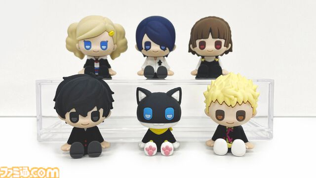 『ペルソナ5 ザ・ロイヤル』のグッズが100ショップで発売決定。アクスタやキーホルダー、ぬいぐるみポーチなど全8種