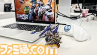 Switch2『スターフォックス』楽天限定特典のアクリルジオラマがカッコいい。フォックスたちが全員集合、高精細な印刷でデスクに飾り映えするクオリティに