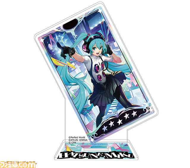 『P5X』初音ミク実装記念グッズが発売。ゲーム内イラストを使用したアクスタや缶バッジがラインアップ。これまでに実装されたキャラたちの新規グッズもあわせて登場