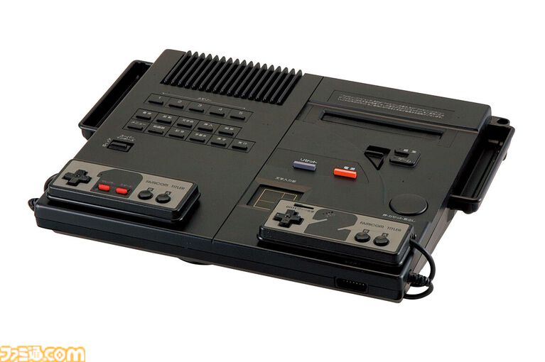 ツインファミコン40周年。シャープから発売されたファミコンとディスクシステムが一体化したゲームキッズ羨望の豪華マシン【今日は何の日？】