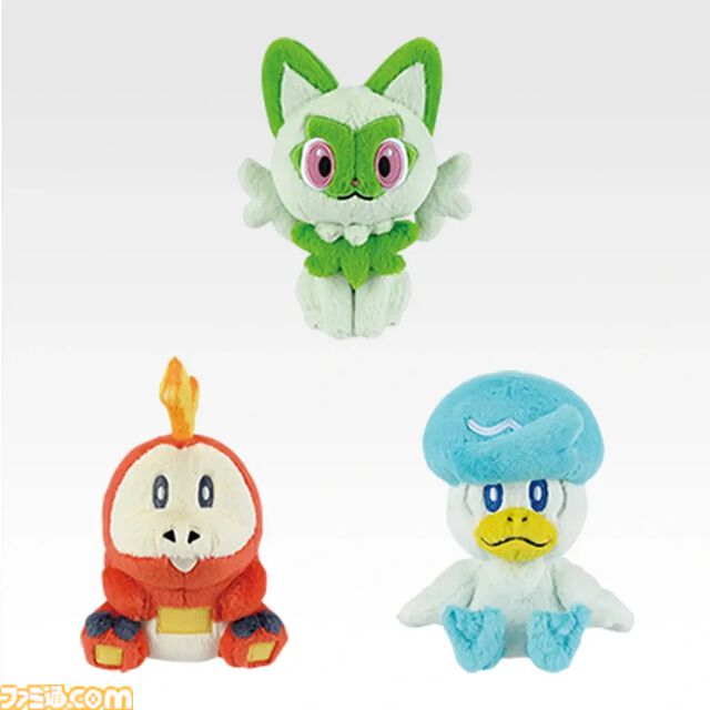 『ポケモン』30周年記念一番くじ第2弾が7月18日発売。イッシュ～パルデアの旅立ちの3匹がかわいいぬいぐるみに。A賞はアクリル万年カレンダー