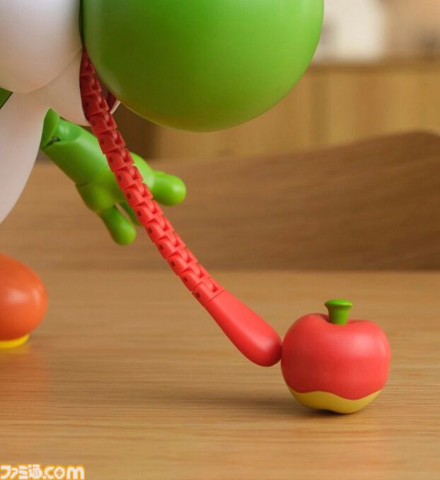 『スーパーマリオ』ヨッシーの舌がリアルに伸びる。フルーツをキャッチするギミック付きフィギュアが海外で展開