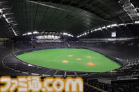 『スーパーマリオ』グッズを身に着けるランイベントが札幌ドームで開催。参加するとここでしか手に入らないTシャツ、キャップ、タオルがもらえちゃう