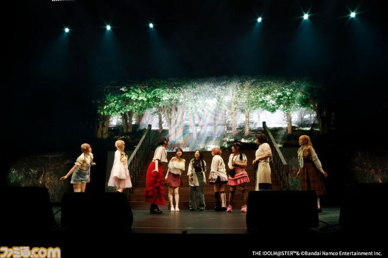 『デレミュ』第2弾“DERE of the DEAD”リポート。最後の希望を託された“りあむ”がオタクたちとゾンビの館の主に立ち向かう。客席を巻き込んだ演出盛りだくさんで没入感満点のステージ
